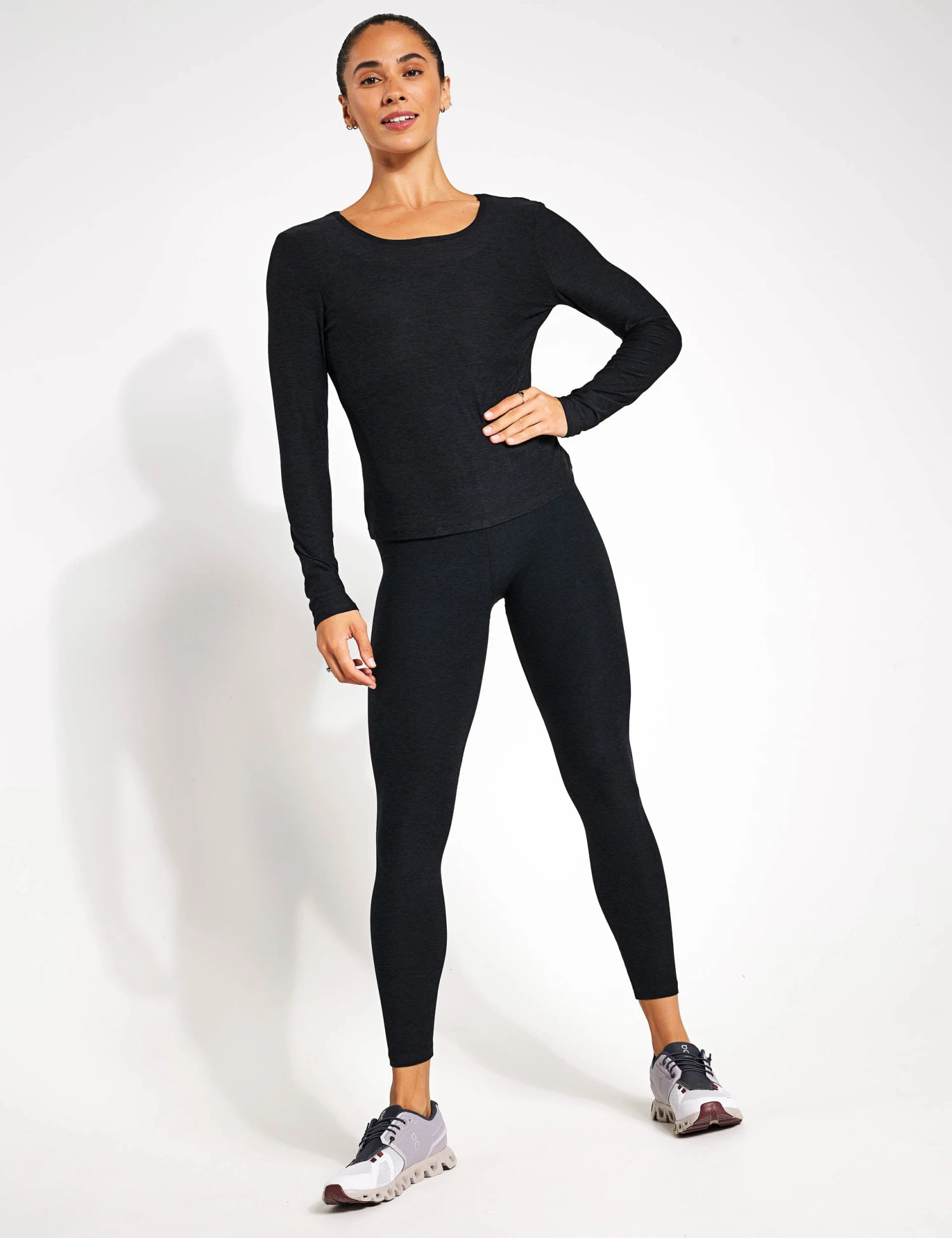 Beyond Yoga Featherweight In The Loop Pullover - Darkest Night 4 Beyond Yoga Featherweight In The Loop Pullover - Darkest Night - Image 4