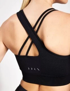 Born Nilay Seamless Bra - Black 6 Born Nilay Seamless Bra - Black -Elevate Fitwear Sales Store BORN Nilay Seamless Bra I22SM79 B Black 0023