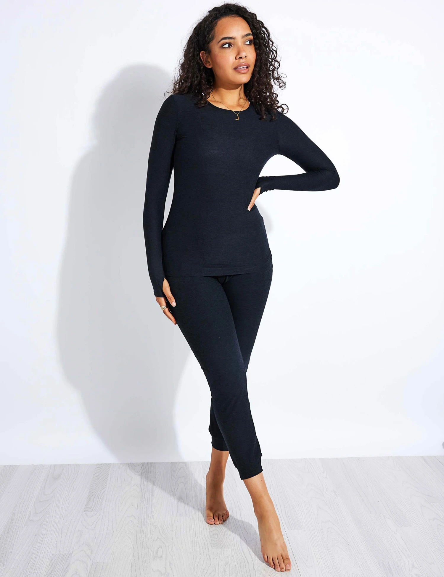 Beyond Yoga Featherweight Classic Crew Pullover - Darkest Night 3 Beyond Yoga Featherweight Classic Crew Pullover - Darkest Night - Image 3