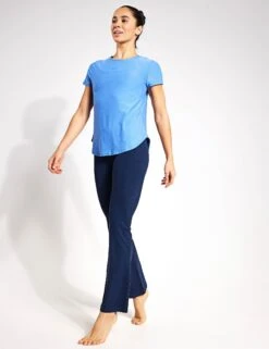 Beyond Yoga Featherweight On The Down Low Tee - Sky Blue Heather -Elevate Fitwear Sales Store Beyond Yoga FEATHERWEIGHT ON THE DOWN LOW TEE LWSD7670BLU SKY BLUE HEATHER 0015