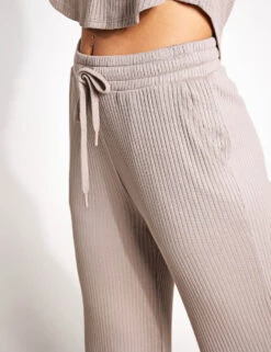 Beyond Yoga Well Traveled Wide Leg Pant - Birch -Elevate Fitwear Sales Store Beyond Yoga WELL TRAVELED WIDE LEG PANT NK1242LIG BIRCH 0004 c85a3773 5203 4d02 b0a9 b9815956fb61