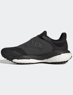 ADIDAS Solar Glide 5 GORE-TEX Shoes - Core Black/Grey Six/Carbon -Elevate Fitwear Sales Store GX9201 5 FOOTWEAR Photography Side Medial Center View grey.small