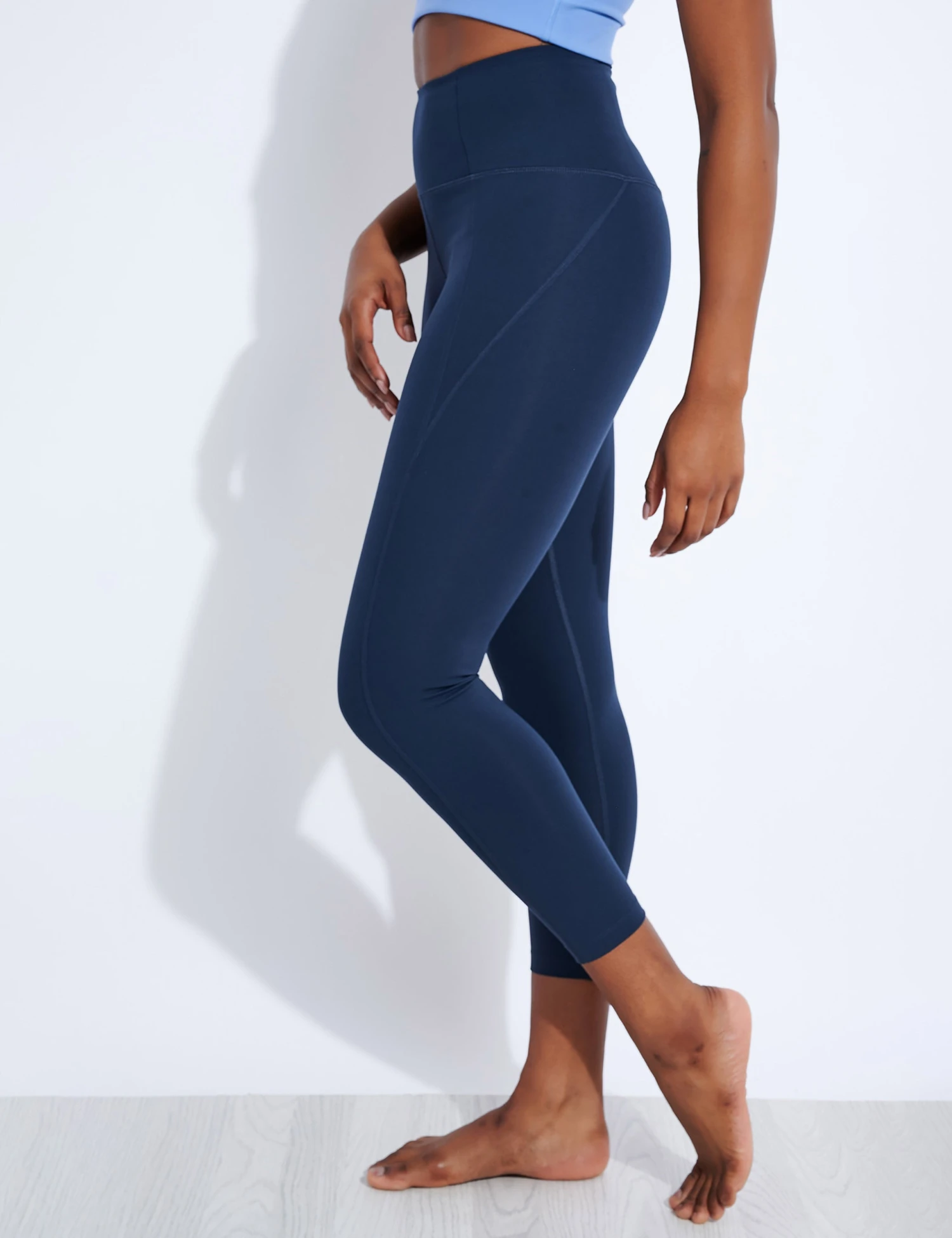 Compressive High Waisted 7/8 Legging - Midnight 1 Compressive High Waisted 7/8 Legging - Midnight