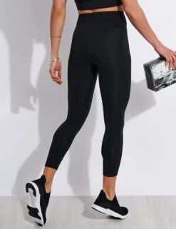 FLOAT High Waisted 7/8 Legging - Black 8 FLOAT High Waisted 7/8 Legging - Black -Elevate Fitwear Sales Store Girlfriend Collective GC FLOAT SEAML HIGH RISE LEGGING 7 8 4022 JB BLACK 0003