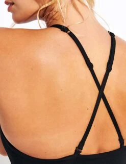 Topanga Bra - Black 7 Topanga Bra - Black -Elevate Fitwear Sales Store Girlfriend Collective Topanga Bra 1001 JB Black 0043