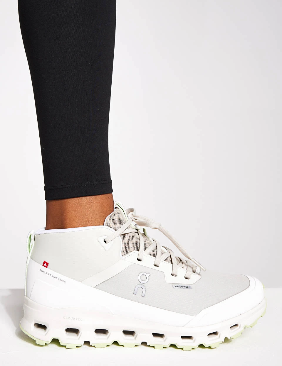 On Running Cloudroam Waterproof - Ice/Limelight 2 On Running Cloudroam Waterproof - Ice/Limelight - Image 2