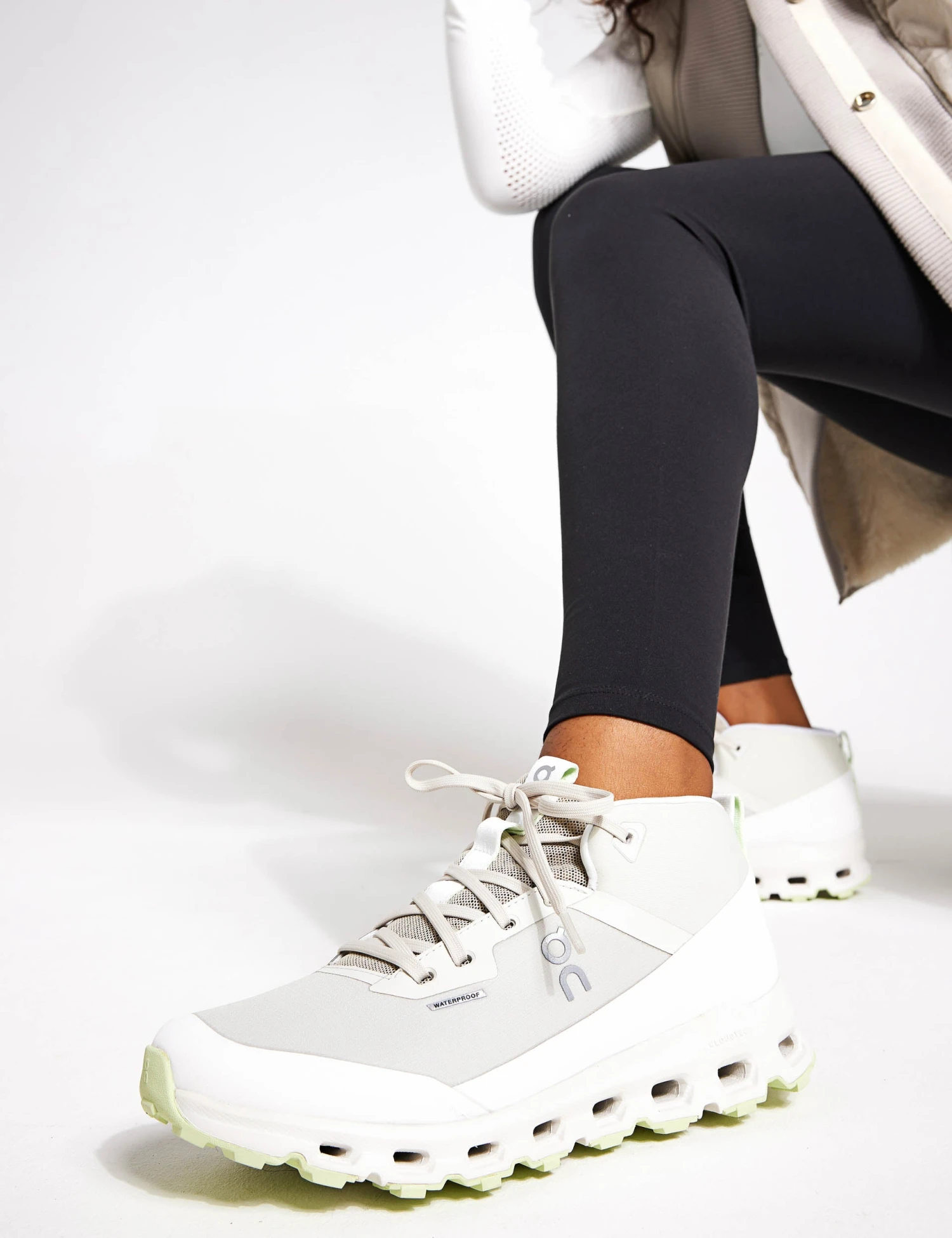 On Running Cloudroam Waterproof - Ice/Limelight 5 On Running Cloudroam Waterproof - Ice/Limelight - Image 5