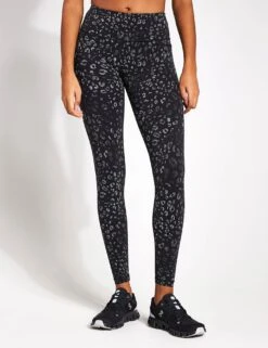Sweaty Betty Power Gym Leggings - Black Reflective Leopard Print 10 Sweaty Betty Power Gym Leggings - Black Reflective Leopard Print -Elevate Fitwear Sales Store Sweaty Betty Power Gym Leggings SB5400RS Reflective Leopard 0002