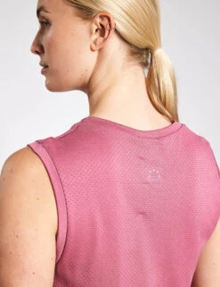 Varley Page Seamless Crop Tank - Rose Wine -Elevate Fitwear Sales Store VARLEY page seamless crop tank VAR01333 rose wine 0013