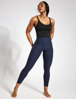 Vuori Halo Performance Crop - Black -Elevate Fitwear Sales Store VUORI HALO PERFORMANCE CROP VW1005 HBK BLACK HEATHER 0002