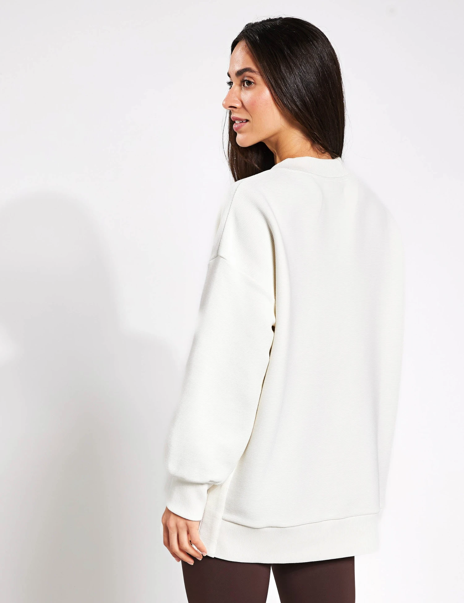 Varley Mae Boyfriend Sweat - Egret 4 Varley Mae Boyfriend Sweat - Egret - Image 4