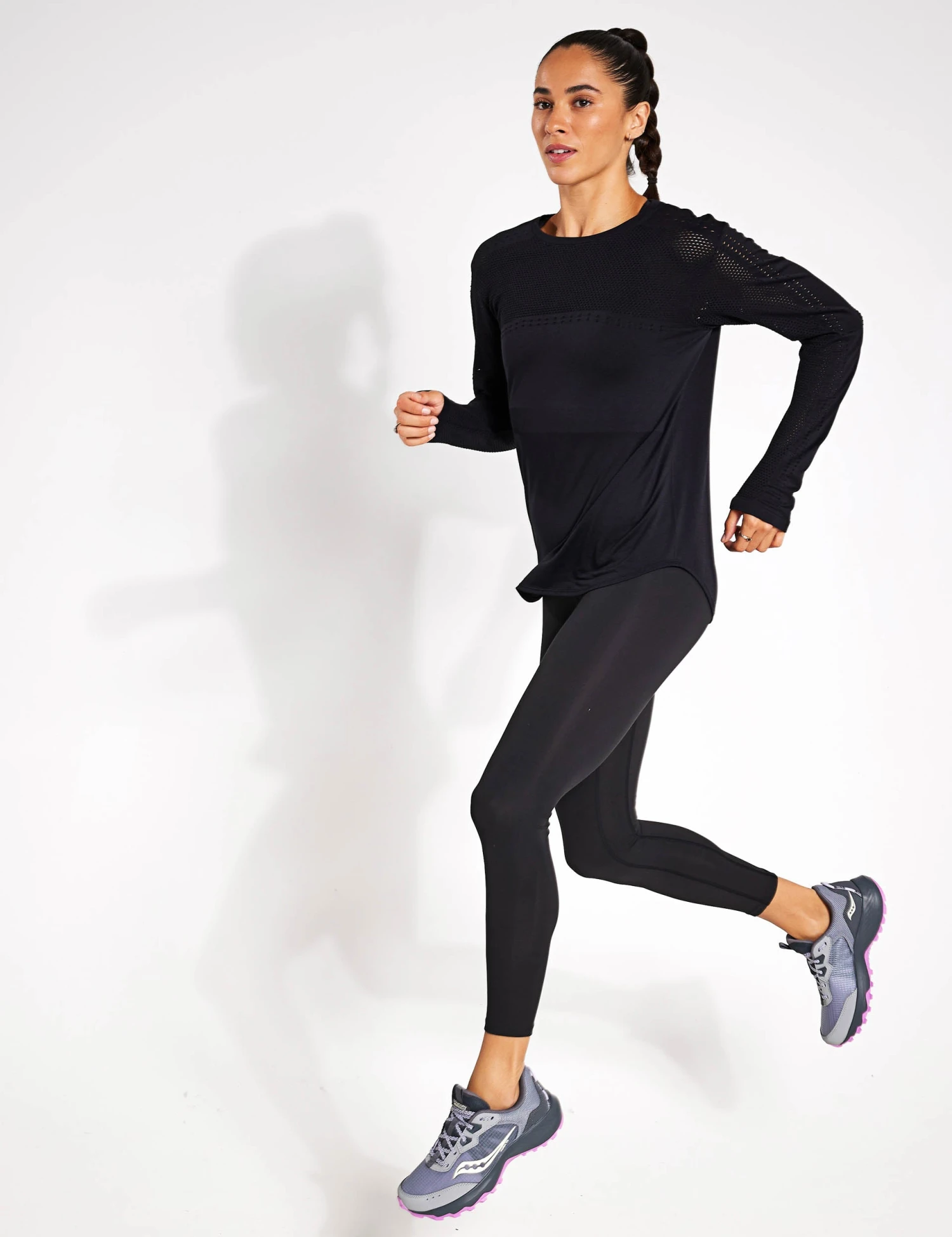 Varley Merrick Seamless Tee - Black 3 Varley Merrick Seamless Tee - Black - Image 3