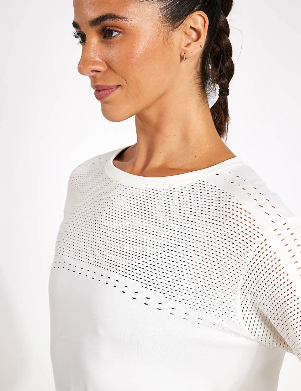 Varley Merrick Seamless Tee - White 3 Varley Merrick Seamless Tee - White - Image 3