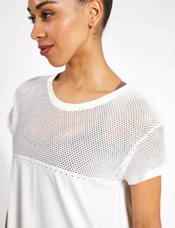 Varley Calloway Boxy Tee - Snow White -Elevate Fitwear Sales Store Varley calloway boxy tee VAR01779 WHI snow white 0004