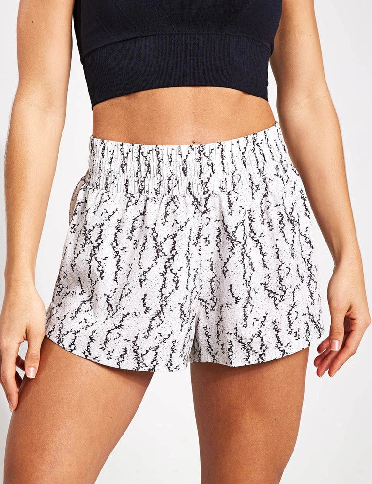 Varley Kallin Running Short 1.5" - Sand Fragment Snake 1 Varley Kallin Running Short 1.5" - Sand Fragment Snake