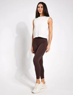 Varley Page Seamless Crop Tank - Snow White -Elevate Fitwear Sales Store Varley page seamless crop tank VAR01333 WHI 0011