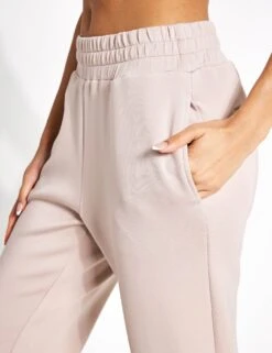 Varley The Slim Cuff Pant 25" - Mushroom -Elevate Fitwear Sales Store Varley the slim cuff pant 25 VAR01713 MUSH mushroom 0004