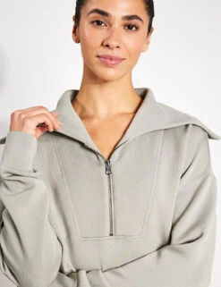 Varley Yates Half-Zip Sweat - Seagrass 6 Varley Yates Half-Zip Sweat - Seagrass -Elevate Fitwear Sales Store Varley yates half zip sweat VAR01657 SEA seagrass 0024