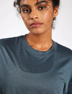 Vuori Energy Tee - Cape Heather 9 Vuori Energy Tee - Cape Heather -Elevate Fitwear Sales Store Vuori Energy Tee Cape Heather VW1011 HCP Cape Heather 0017