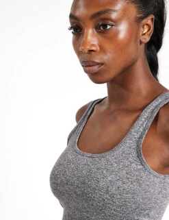 Vuori Halo Essential Tank - Heather Grey -Elevate Fitwear Sales Store Vuori Halo Essential Tank VW1089 HTG Heather Grey 0033