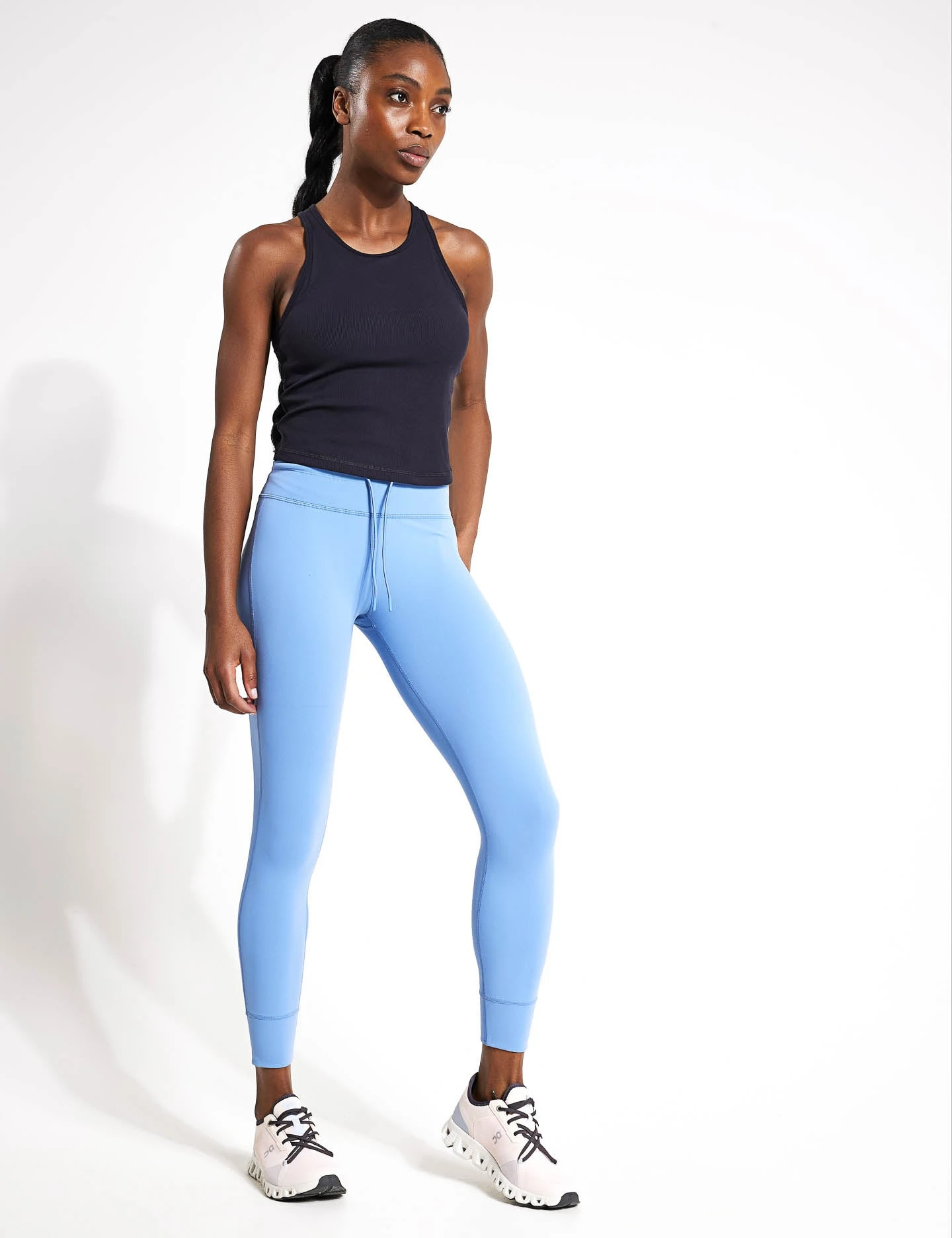 Vuori Pose Plyo Tank - Black 3 Vuori Pose Plyo Tank - Black - Image 3