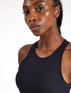 Vuori Pose Plyo Tank - Black 7 Vuori Pose Plyo Tank - Black -Elevate Fitwear Sales Store Vuori Pose Plyo Tank VW1009 BLK Black 0023