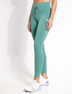 Vuori Daily Legging - Garland