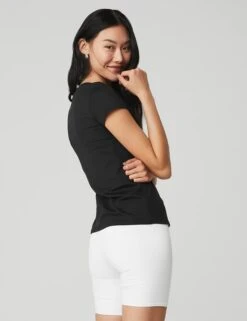 Alosoft Finesse Tee - Black -Elevate Fitwear Sales Store alo yoga alosoft finesse tee black W1404R 4