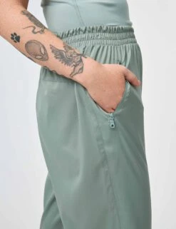 Summit Track Pant - Chinoiserie -Elevate Fitwear Sales Store girlfriend collective summit track pant chinoiserie 6011 4