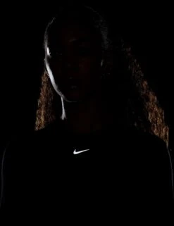 Nike Dri-FIT Swift Element UV Crew Neck Top - Black/Reflective Silver -Elevate Fitwear Sales Store nike dri fit swift element uv crew neck top black silver fb4297 010 4