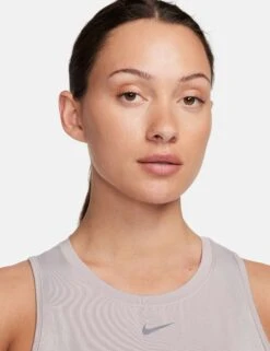 Nike One Classic Dri-FIT Cropped Tank Top - Platinum Violet/Black 8 Nike One Classic Dri-FIT Cropped Tank Top - Platinum Violet/Black -Elevate Fitwear Sales Store nike one classic dri fit cropped tank top violet black fn2845 019 5