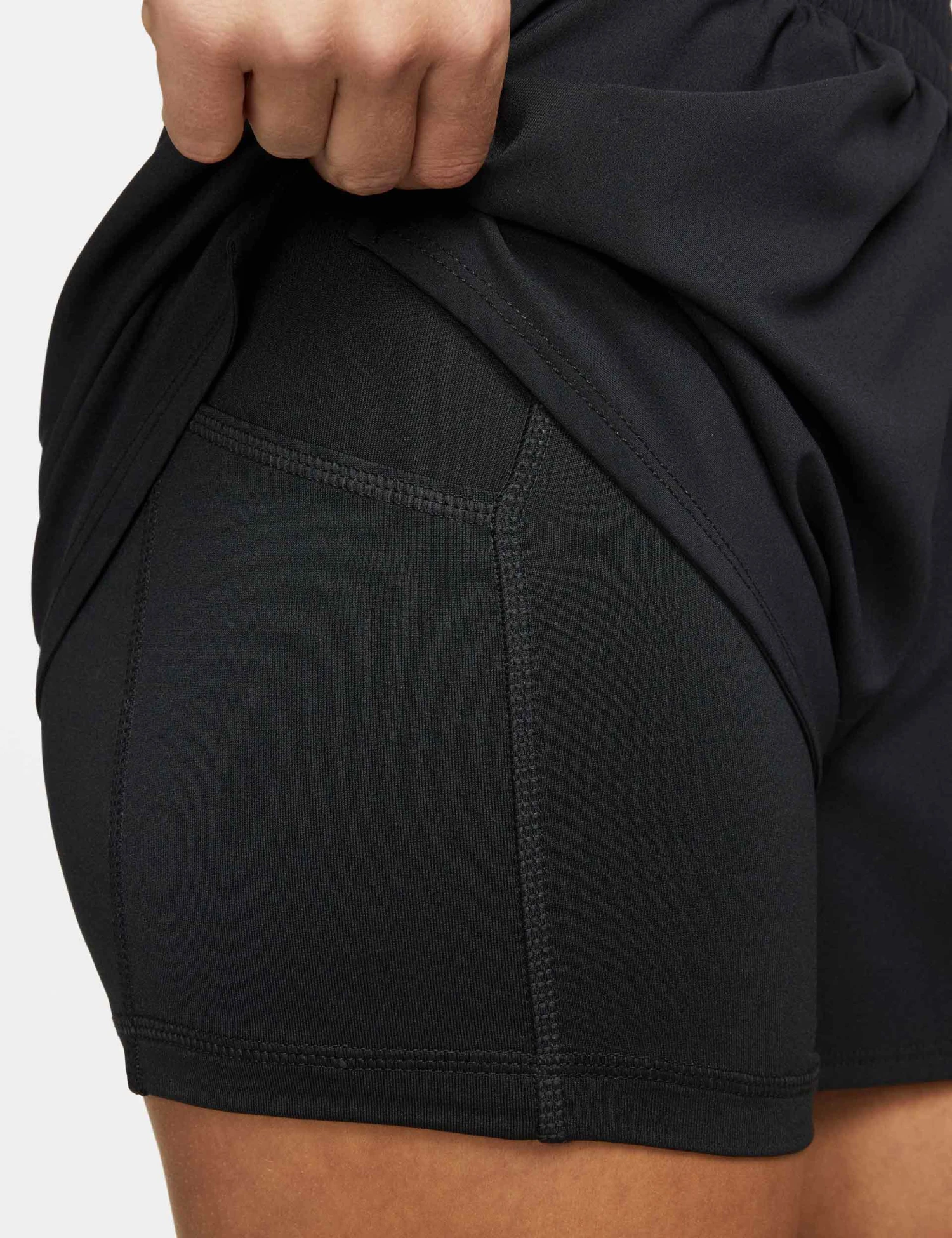 Nike One Dri-FIT 2-in-1 Shorts - Black 6 Nike One Dri-FIT 2-in-1 Shorts - Black - Image 6