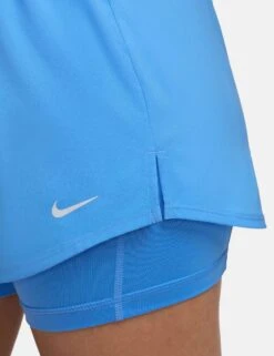 Nike One Dri-FIT 2-in-1 Shorts - University Blue/Reflective Silver 9 Nike One Dri-FIT 2-in-1 Shorts - University Blue/Reflective Silver -Elevate Fitwear Sales Store nike one dri fit 2 in 1 shorts blue silver dx6016 412 5