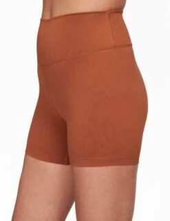 Nike One High Waisted 5" Biker Shorts - Burnt Sunrise/Black 6 Nike One High Waisted 5" Biker Shorts - Burnt Sunrise/Black -Elevate Fitwear Sales Store nike one high waisted 5in biker shorts sunrise black fn3211 825 4