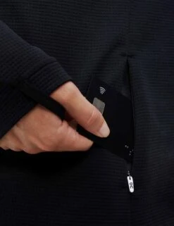 On Running Climate Shirt - Black 11 On Running Climate Shirt - Black -Elevate Fitwear Sales Store on running w climate shirt black 263 3