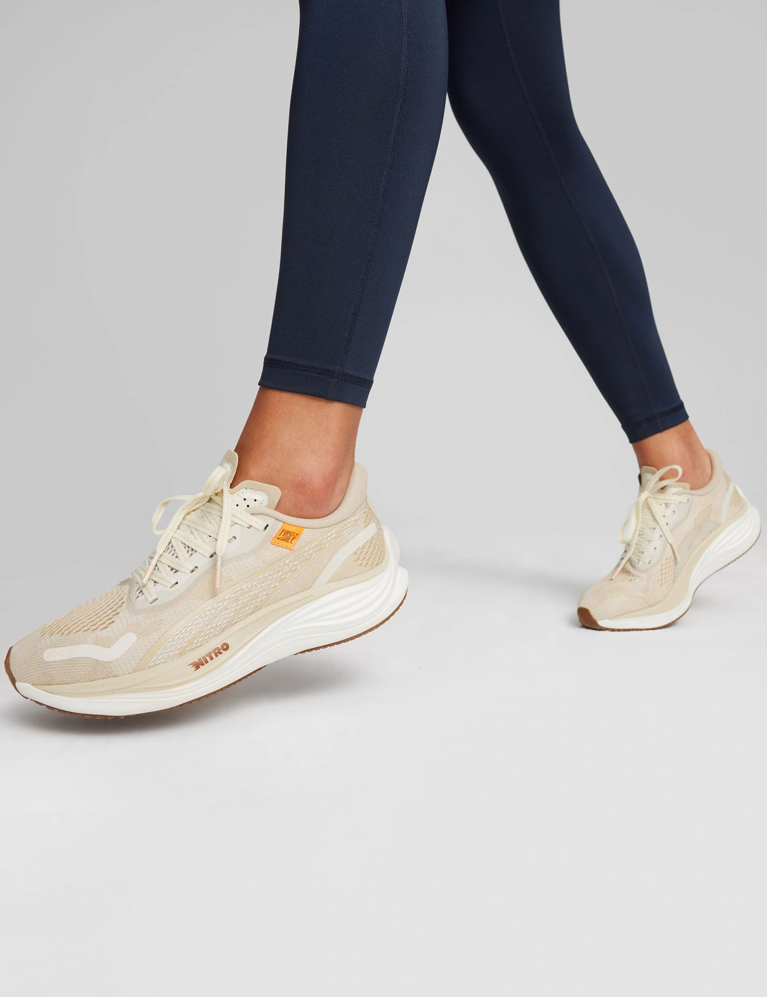 Puma Velocity NITRO 3 Shoes - Vapor Gray/Putty/Neon Citrus 3 Puma Velocity NITRO 3 Shoes - Vapor Gray/Putty/Neon Citrus - Image 3