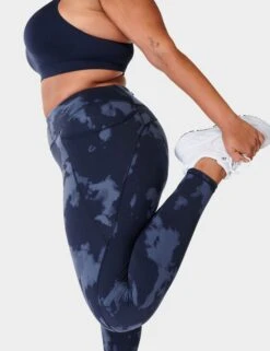 Sweaty Betty Power 7/8 Gym Leggings - Blue Fade Print 8 Sweaty Betty Power 7/8 Gym Leggings - Blue Fade Print -Elevate Fitwear Sales Store sweaty betty power 7 8 gym leggings blue fade print sb5400 2
