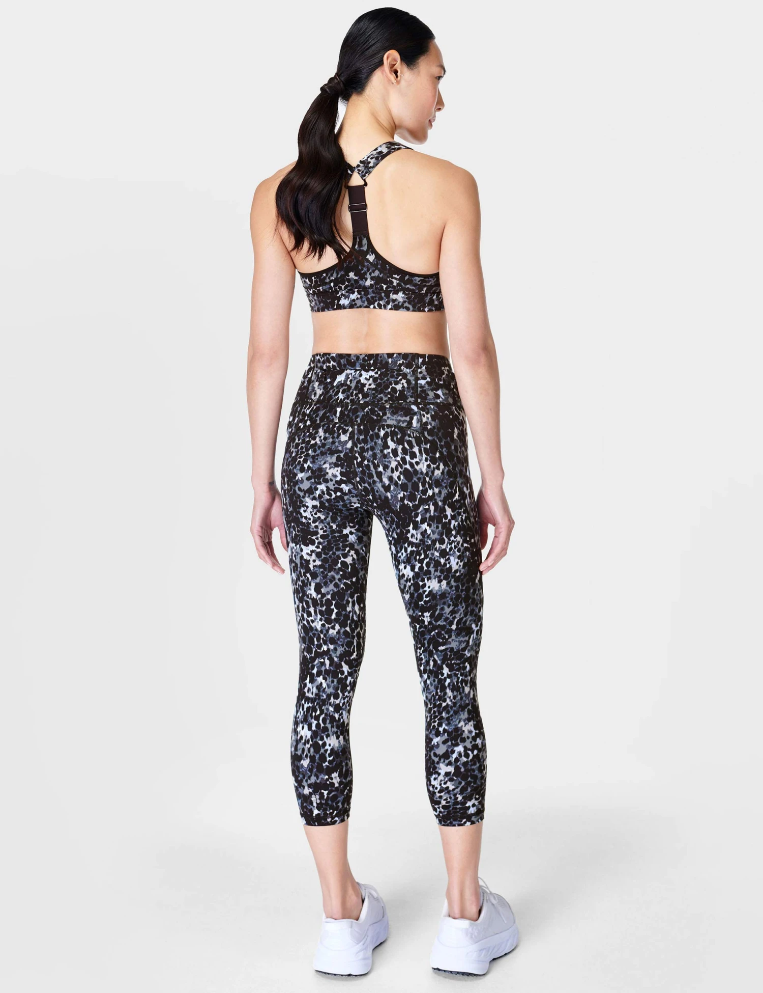 Sweaty Betty Power Cropped Gym Leggings - Grey Dapple Print 5 Sweaty Betty Power Cropped Gym Leggings - Grey Dapple Print - Image 5