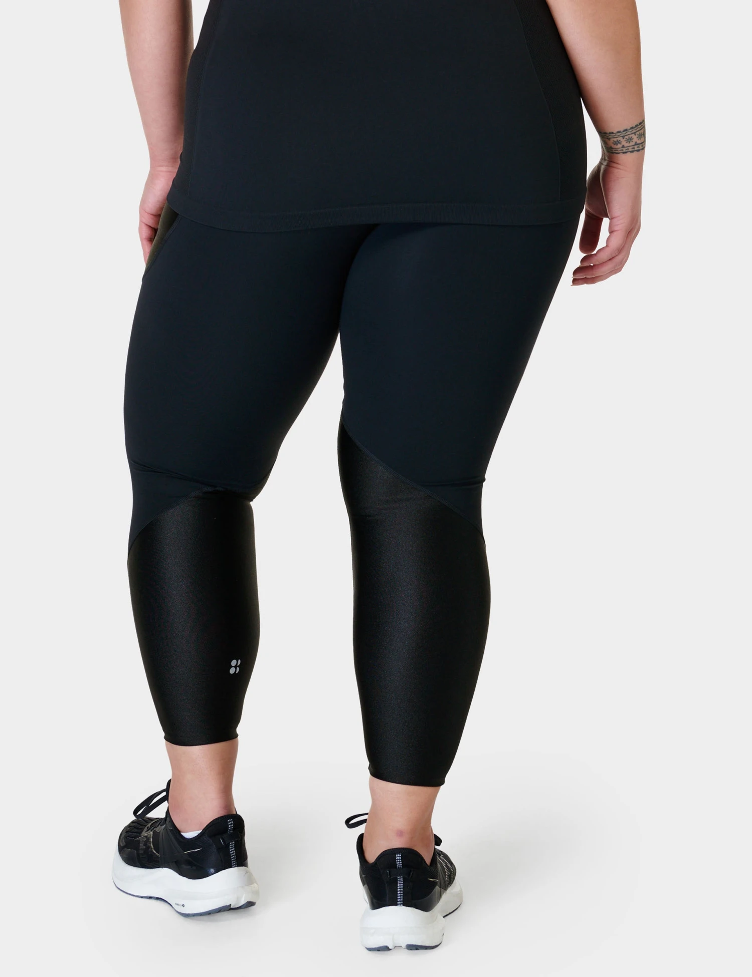 Sweaty Betty Power High Waisted 7/8 Shine Matte Leggings - Black 2 Sweaty Betty Power High Waisted 7/8 Shine Matte Leggings - Black - Image 2