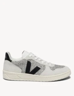 Veja V-10 Flannel - Snow Black