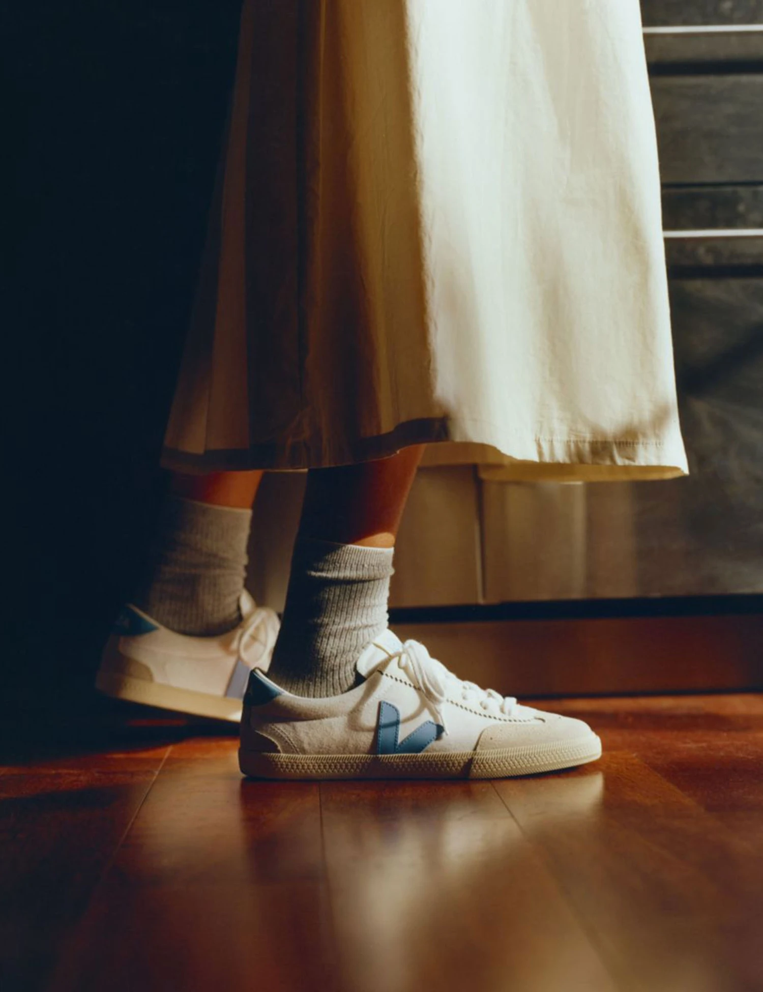 Veja Volley Canvas - White Aqua 2 Veja Volley Canvas - White Aqua - Image 2